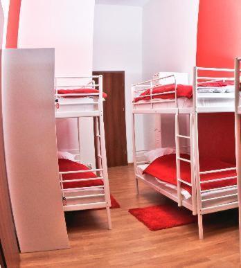 Big City Hostel Βρότσλαβ Δωμάτιο φωτογραφία