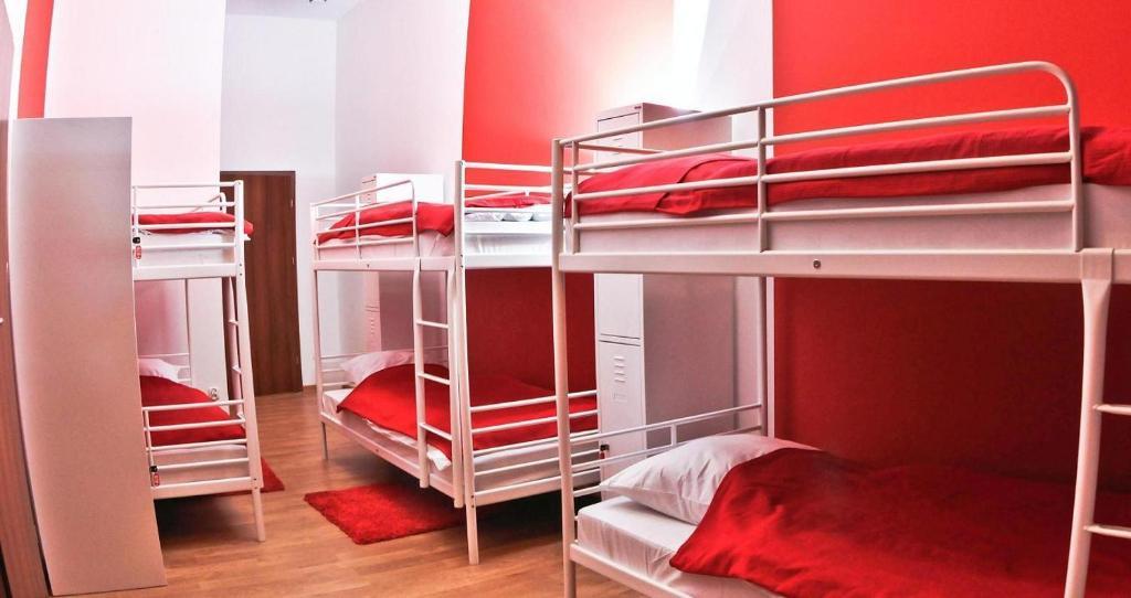 Big City Hostel Βρότσλαβ Δωμάτιο φωτογραφία